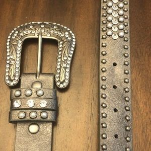 NWOT Medium LEATHER Gliltz BUCKLE Brand belt